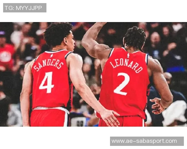 卢指导谈莱昂纳德恢复情况称好转明显但时间仍不确定 卢指导谈莱昂纳德恢复情况称好转明显但时间仍不确定