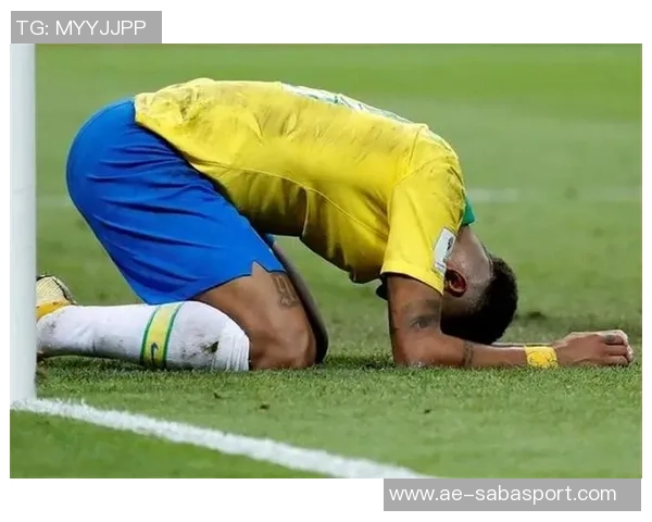 内马尔对裁判判罚不满呼吁提升巴西足球裁判水平 内马尔对裁判判罚不满呼吁提升巴西足球裁判水平