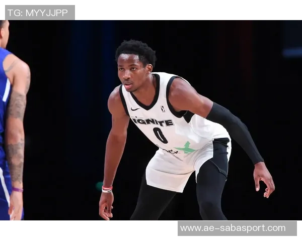 追梦之路:库明加逐渐承担重任展现潜力与成长的双重挑战 追梦之路:库明加逐渐承担重任展现潜力与成长的双重挑战